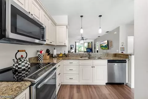 10 Bridgeway Ln #503, Fort Myers, FL 33919