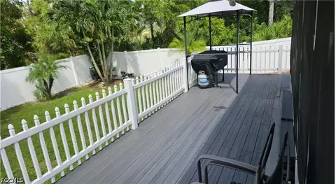 Exterior - 711 Epps Brown St E, Lehigh Acres, FL 33974 photo 3 of 4