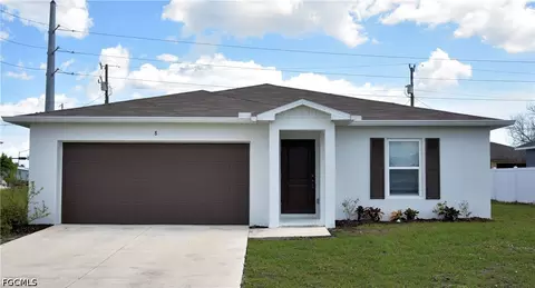 8 NW 8th Ter, Cape Coral, FL 33993