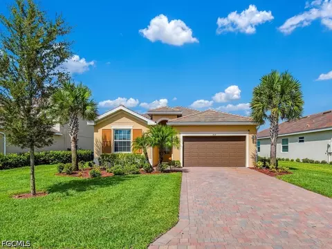 3637 Passion Vine Dr, Alva, FL 33920