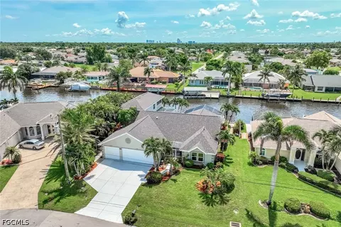 1303 SE 20th Ct, Cape Coral, FL 33990