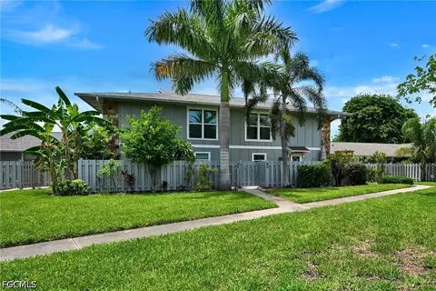 4259 Island Cir #3, Fort Myers, FL 33919