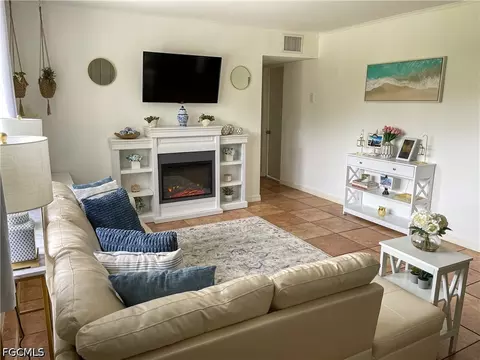 1612 Coronado Rd, Fort Myers, FL 33901