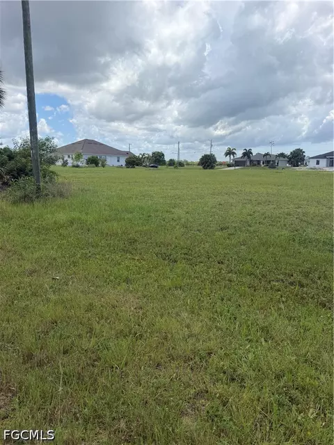 4012 NW 38th Ln, Cape Coral, FL 33993