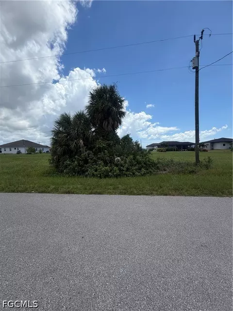 4012 NW 38th Ln, Cape Coral, FL 33993