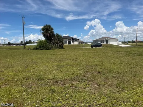 4012 NW 38th Ln, Cape Coral, FL 33993