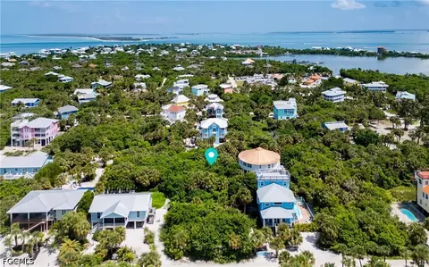 4471 Smugglers Dr, Captiva, FL 33924 photo 19