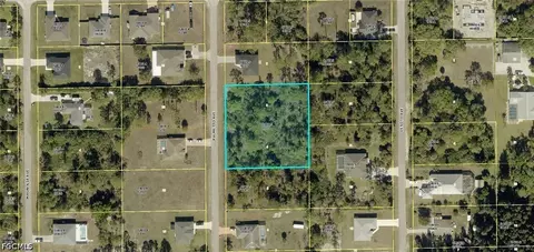 918 Palmetto Ave, Lehigh Acres, FL 33972