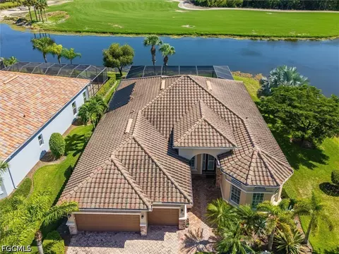 11205 Surrey Pl, Fort Myers, FL 33913