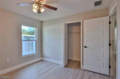 Bedroom - 1013 13th St E, Bradenton, FL 34208 photo 1 of 4