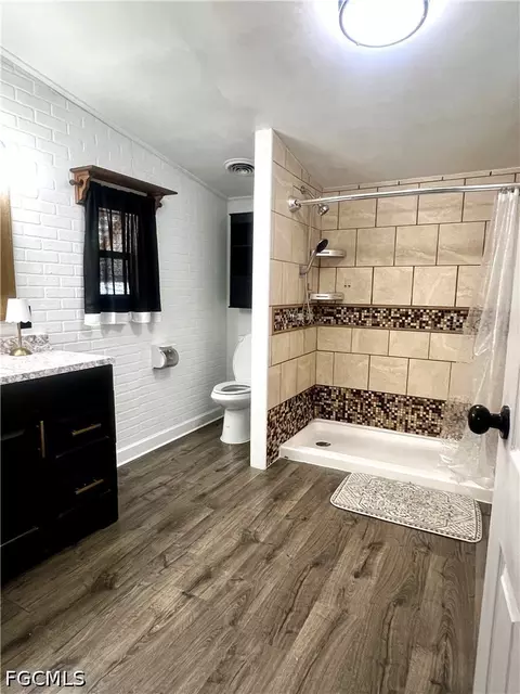 1027 Everglade Ave, Labelle, FL 33935 photo 5