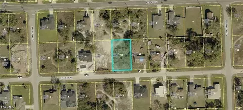 3810 9th St SW, Lehigh Acres, FL 33976