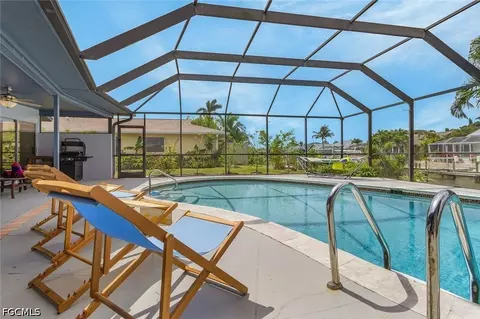 5016 Skyline Blvd, Cape Coral, FL 33914