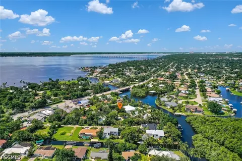 920 Altadena Dr, Fort Myers, FL 33919