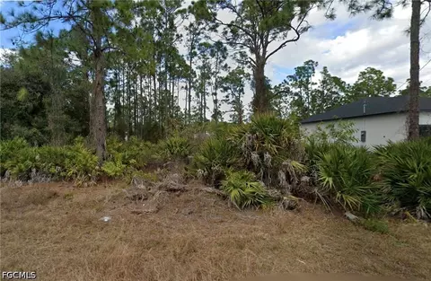 721 Epps Brown St E, Lehigh Acres, FL 33974 photo 4