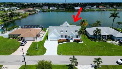 850 SE 1st Ter, Cape Coral, FL 33990