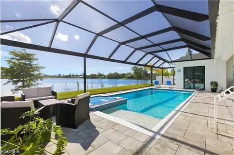 1708 SW 4th St, Cape Coral, FL 33991