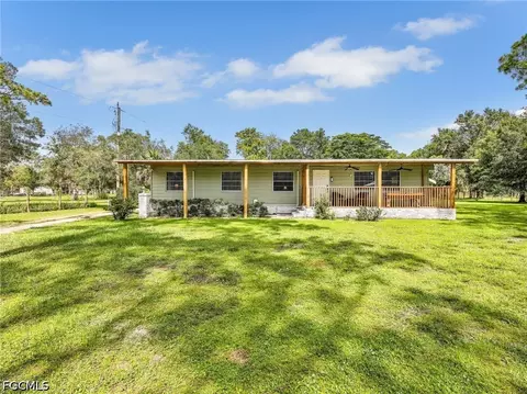 5741 Neal Rd, Fort Myers, FL 33905