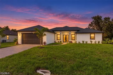 820 Lystra Ave, Fort Myers, FL 33913