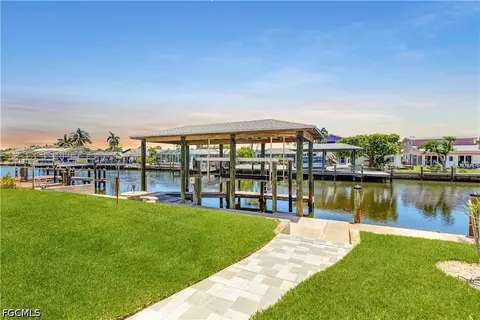 140 Egret St, Fort Myers Beach, FL 33931