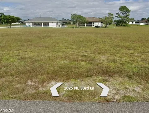 1625 NE 33rd Ln, Cape Coral, FL 33909