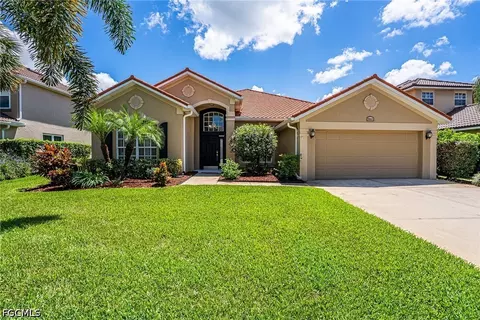9663 Blue Stone Cir, Fort Myers, FL 33913