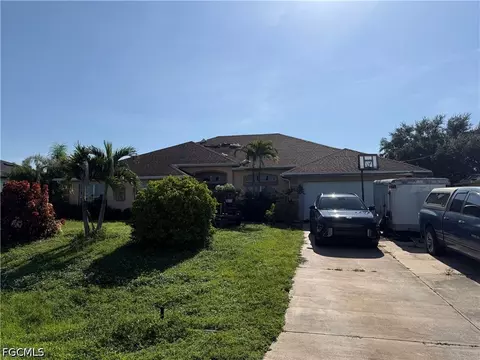 1018 Chapel Ave, Lehigh Acres, FL 33971