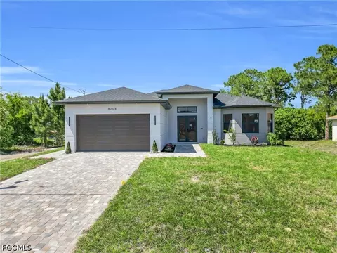 4204 W 3rd St W 3rd St, Lehigh Acres, FL 33971