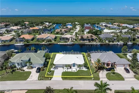 1723 Suzi St, Punta Gorda, FL 33950