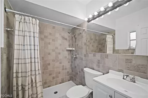 Bath - 273 Porter St, Naples, FL 34113 photo 1 of 2
