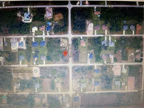 2800 22nd St W, Lehigh Acres, FL 33971