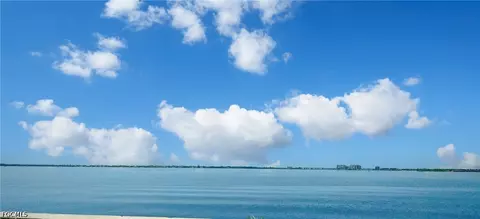 1900 Clifford St #303, Fort Myers, FL 33901