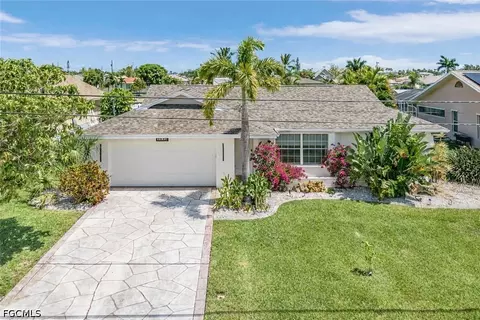 1433 SE 17th St, Cape Coral, FL 33990