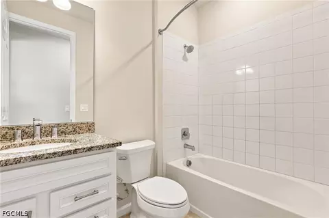 Bath - 3721 E Hampton Cir, Alva, FL 33920 photo 2 of 2