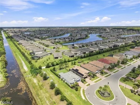 View/Area - 3721 E Hampton Cir, Alva, FL 33920 photo 7 of 10