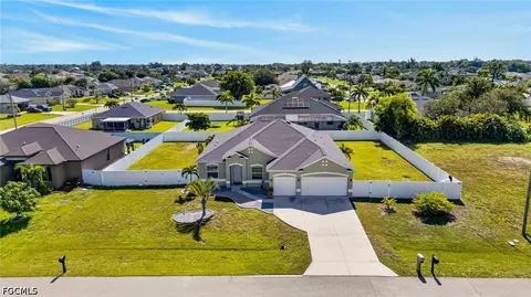 1623 SW 19th Pl, Cape Coral, FL 33991