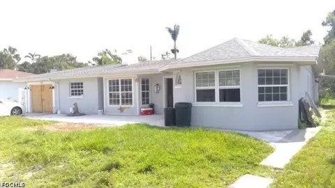 1214 Donna Dr, Fort Myers, FL 33919