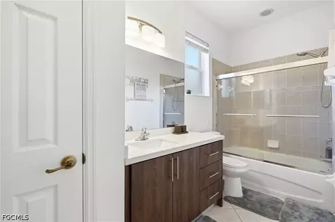 Bath - 20238 Larino Loop, Estero, FL 33928 photo 2 of 2