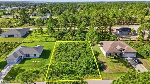 728 Asher St E, Lehigh Acres, FL 33974