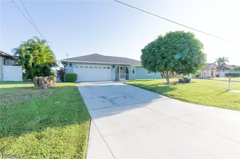115 SE 35th Ter, Cape Coral, FL 33904