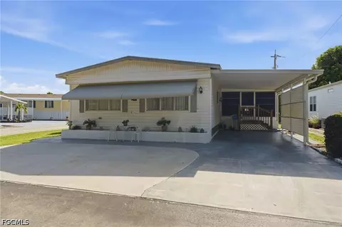 227 Santa Fe Trl, North Fort Myers, FL 33917