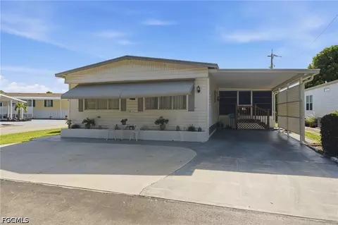 227 Santa Fe Trl, North Fort Myers, FL 33917