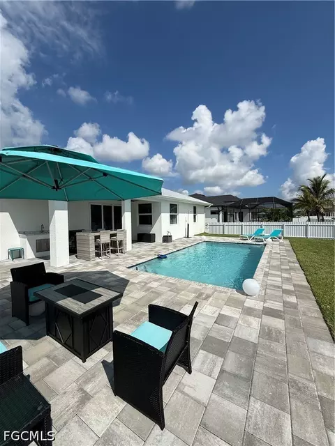 141 SW 35th Pl, Cape Coral, FL 33991