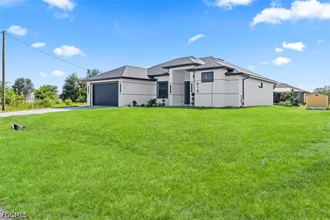 Exterior - 516 Croydon Ave S, Lehigh Acres, FL 33974 photo 2 of 5