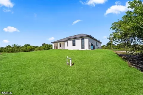 Exterior - 516 Croydon Ave S, Lehigh Acres, FL 33974 photo 4 of 5