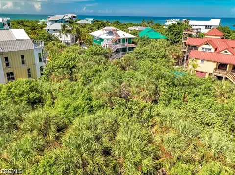 View/Area - 4531 Conch Shell Dr, Captiva, FL 33924 photo 18 of 26
