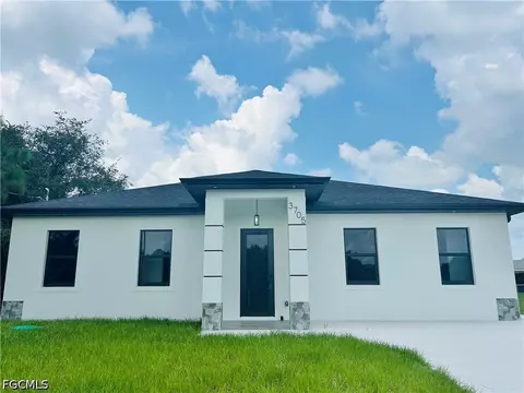3705 E 15th St, Lehigh Acres, FL 33972