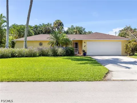 376 Prather Dr, Fort Myers, FL 33919