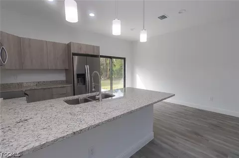 Kitchen - 8038 Rolling Cir, Labelle, FL 33935 photo 2 of 8