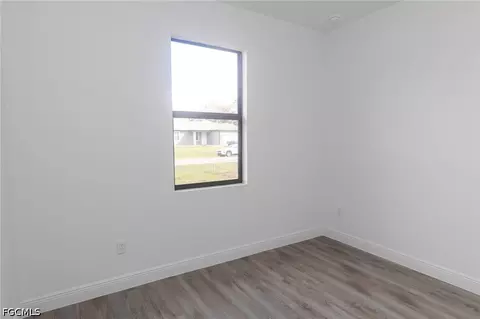 Bedroom - 8038 Rolling Cir, Labelle, FL 33935 photo 9 of 12